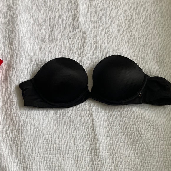 Victoria's Secret Other - Victoria's Secret Black Underwire Bra Intimates